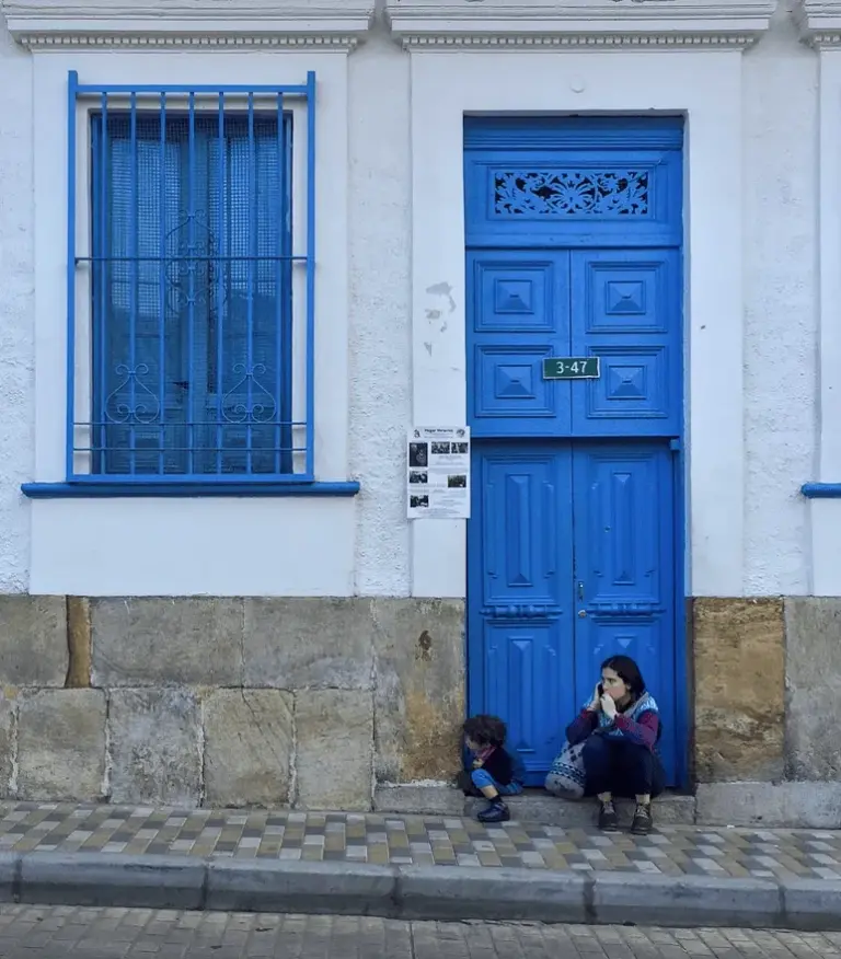 Mother and child on the streets of Bogota.